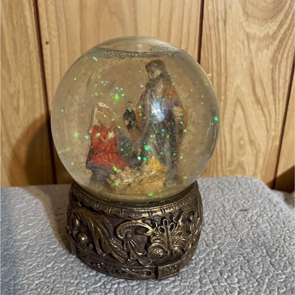 Nativity Scene Snow Globe with Ornate Base